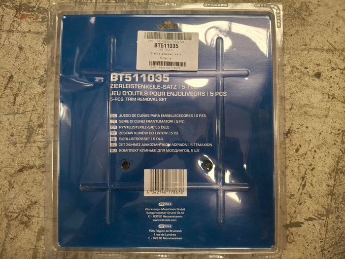 car panel prying tools