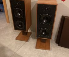 Bowers & Wilkins DM14 Stereo Speakers System