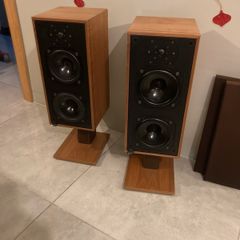 Bowers & Wilkins DM14 Stereo Speakers System
