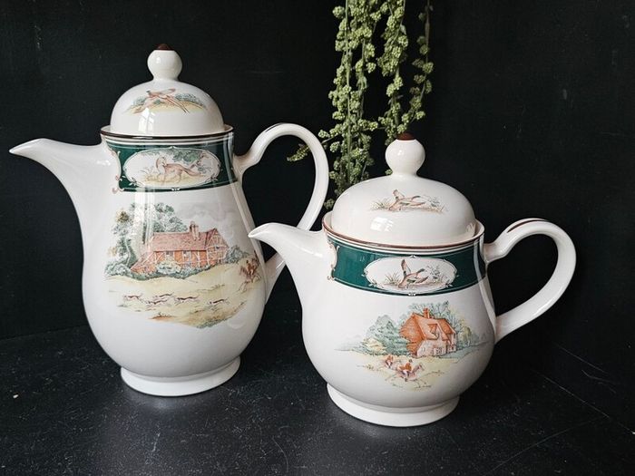Arklow Keltcraft Noritake "Pursuit" Teapot and Coffee Pot