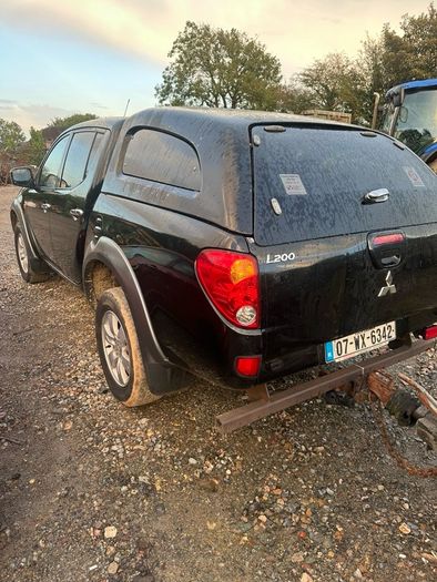 Mitsubishi L200