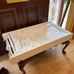 Over the cot Changing table