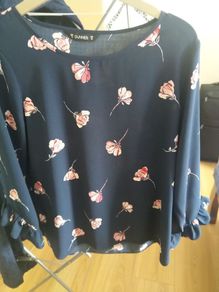 nice blouse for sale brand new with out tags.