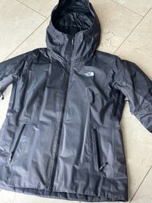 NORTH FACE padded HyVent Jacket  - Medium
