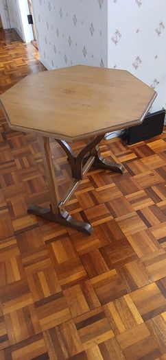 occasional table