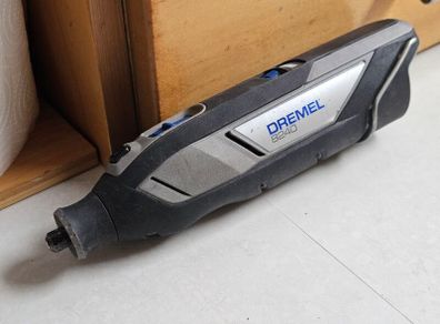 Dremel 8240 Cordless