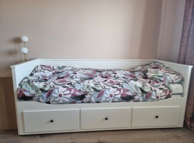 Ikea Hemnes Daybed