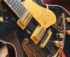 Gretsch Black Falcon G6136T