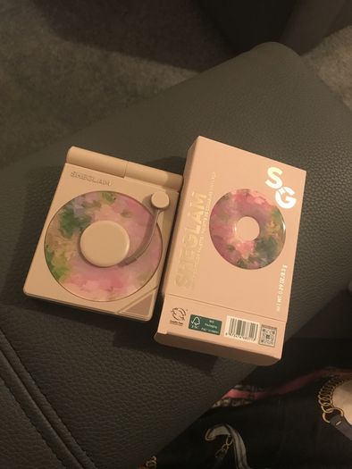 Vinyl pop pallet