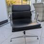 leather chair Image 2
