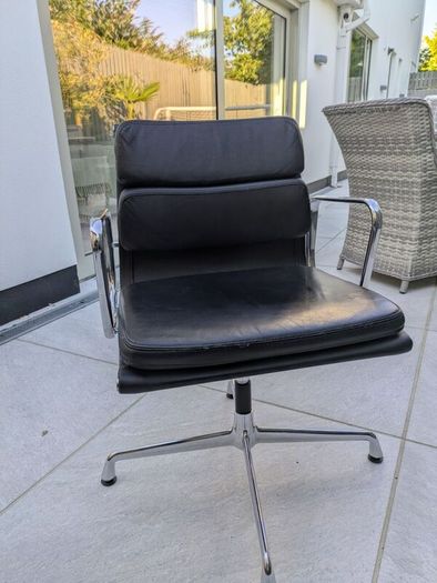 leather chair