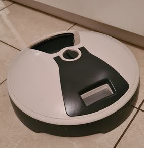Automatic Pet food dispenser TRIXIE