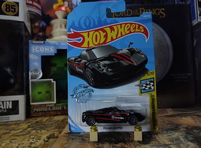 Pagani Huayra ! Hot Wheels ! Black and Red with Brembo Decal ! 2019 ! HW Speed Graphics ! Mattel !