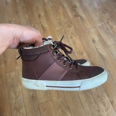 Kids shoes