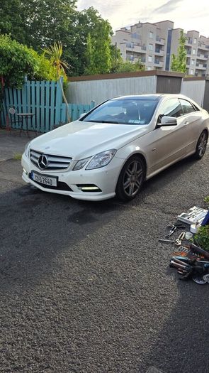 2013 MercedesBenz EClass E220 CDI Coupe  AMG Li
