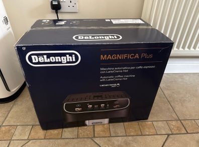De Longhi Magnifica Plus Black