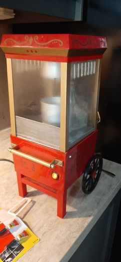 Popcorn Maker (Read description wheel glued on)