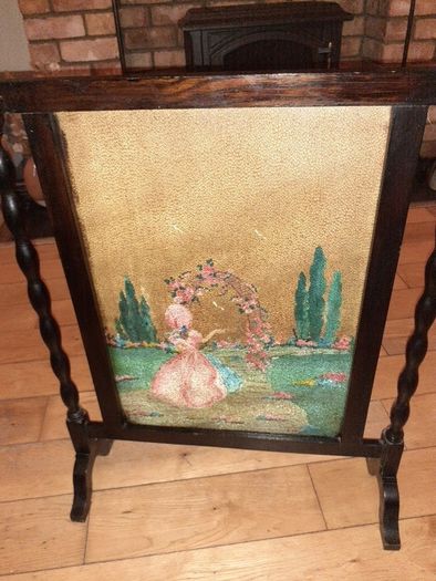 Antique fire guard.