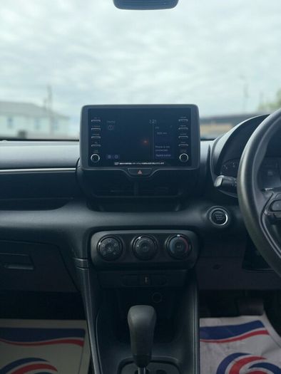 2020 Toyota Yaris 1 litre petrol