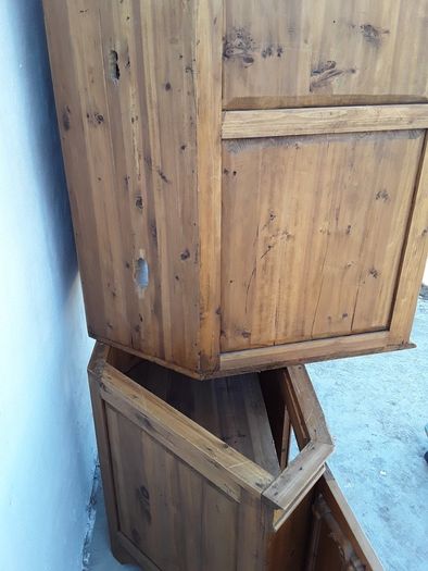 Pine Corner  Cabinet