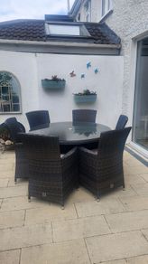 Garden Table and 6 Chairs with cushions