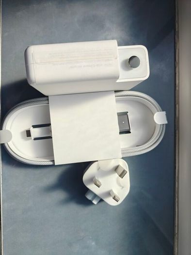 Mac Book Charger