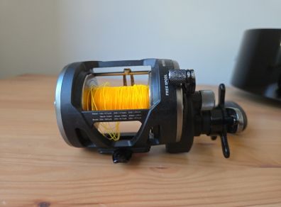 PENN Warfare Level Wind 20 RH Trolling Reel