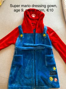 Super mario dressing gown , never worn