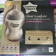 Tommee Tippee Closer to Nature Baby Bottles with Anti-Colic Valve (4 pack)