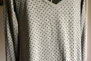 Grey top black dots