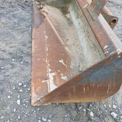 Manitou bucket