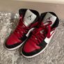 Nike Air Jordan 1 Mid Image 3