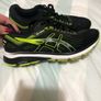 Mens Ascis trainers size 40 (uk 6) worn once reduced Image 2