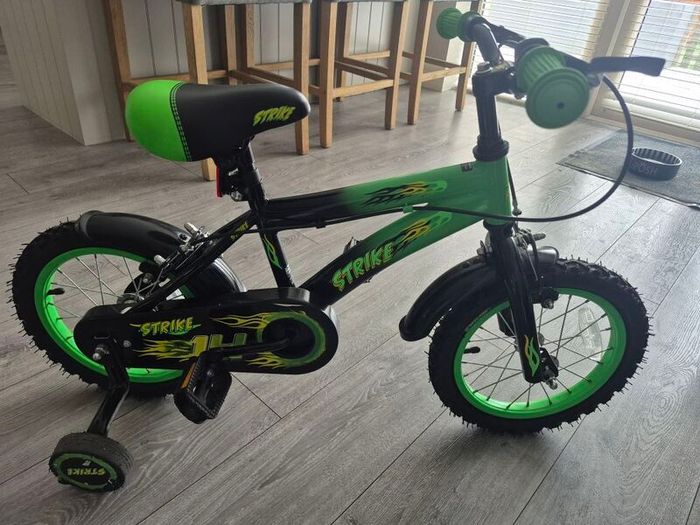 14 Inch Strike Bike Green