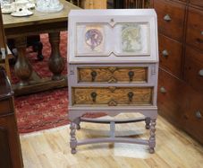 Early 20th Century Oak Bureau