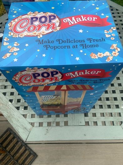 popcorn maker