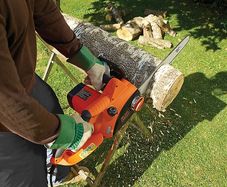 Black and decker chain saw like new