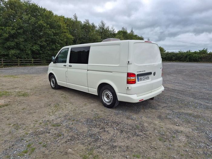 VW T5 Camper Van