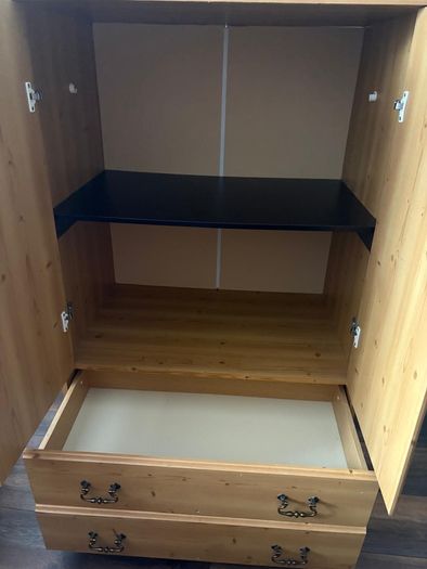 Wardrobe with 2 drawers