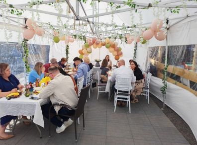 8x4m marquee pop up with sides