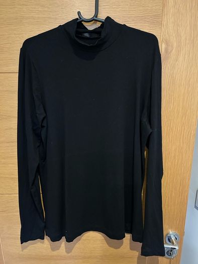 Black turtle neck tops large