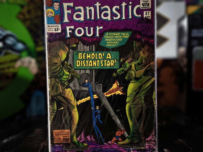 Fantastic Four ! Issue #37 ! 1st Appearance of Anelle - Death of Morrat ! by Stan Lee and Jack Kirby ! Silver Age Comic from 1965 ! by Marvel !