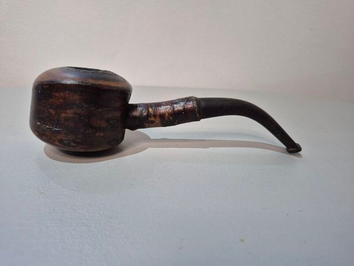 Vintage Estate Pipe Collection with Solid Wood Display Rack