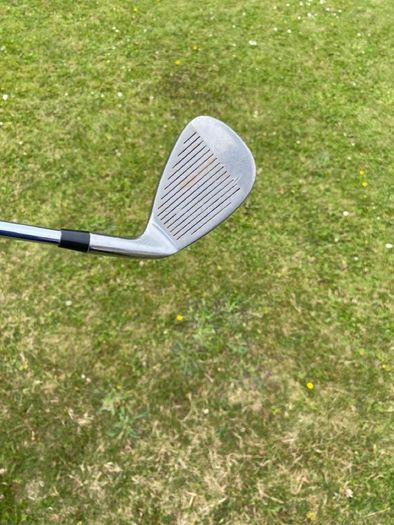 Left handed spalding true black 9iron