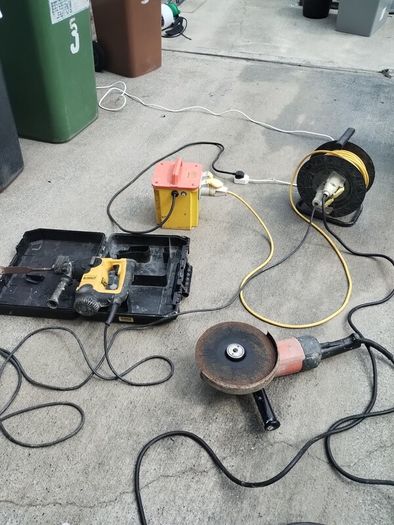 110v t