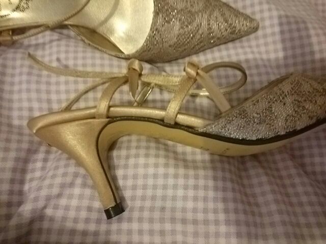 Marian gold sandals size 38 - brand new