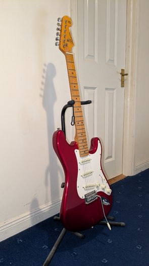 Electric guitar