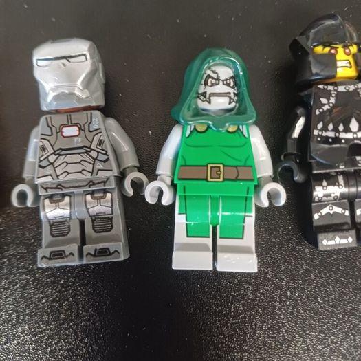 Rare figures with some playwear
