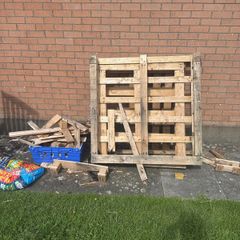 pallets and timber