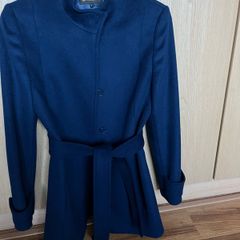 Jaeger belted wool coat . Size 8 -10. V.good condition